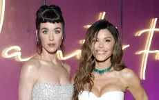 Giữa đồn đoán ly hôn, Katy Perry vắng mặt ở đám cưới tỷ phú Jeff Bezos