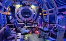 Phát hiện ketamine trong phòng VIP, nhóm thanh niên cùng chủ quán karaoke bị bắt