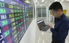 VN-Index vượt mốc 1.400 điểm sau 3 năm