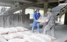 Tăng giá nguyên vật liệu: Áp lực đè nặng lên cuộc sống người dân