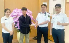 Nhân viên an ninh cảng nhặt được của rơi, trả lại cho khách hàng
