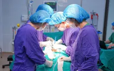 Gia Lai: Phẫu thuật thành công viên sỏi bàng quang "khổng lồ" hơn 10cm