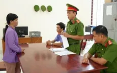 Khởi tố người phụ nữ lợi dụng con trai để trộm hơn 400 triệu đồng