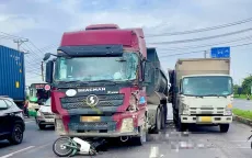 Tai nạn liên hoàn trên Quốc lộ 1 khiến giao thông ùn ứ