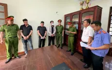 Khởi tố 3 thanh niên lao vào phòng khám nha khoa hành hung chủ cơ sở