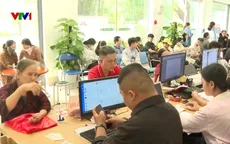 Cán bộ phường, xã ở TP Hồ Chí Minh quá tải vì yêu cầu sao y giấy tờ