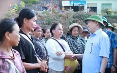 Phó Thủ tướng Hồ Đức Phớc thăm hỏi, động viên nhân dân Nghệ An