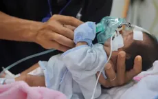 Nhiều trẻ phải thở oxy, điều trị viêm phổi tại Bệnh viện Nhi đồng 2