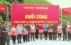 Khẩn trương dựng nhà cho người dân Điện Biên sau lũ