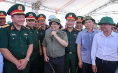 Thủ tướng kiểm tra tiến độ cầu Phong Châu, chỉ đạo triển khai tuyến cao tốc mới tại Phú Thọ