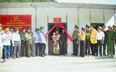 Bộ Công an phát động cao điểm 40 ngày đêm xây dựng nhà, trường học hỗ trợ người dân vùng lũ