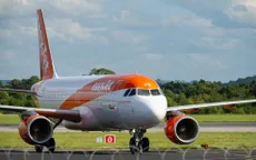 Hai máy bay easyJet va chạm khi chuẩn bị cất cánh