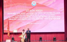 Tổng Bí thư trao danh hiệu Anh hùng Lao động tặng bà Nguyễn Thị Bình
