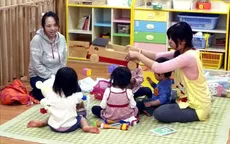 Tokyo mở rộng chính sách miễn phí trông trẻ