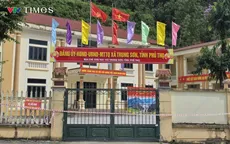 Phú Thọ: UBND xã Trung Sơn sử dụng lều bạt quân sự, nhà văn hóa làm nơi làm việc tạm thời