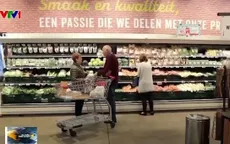 Doanh số bán lẻ Eurozone giảm mạnh nhất trong gần 2 năm