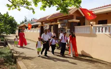 Rộn ràng khai giảng năm học mới tại Trường Sa