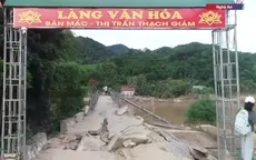 Lũ cuốn trôi 5 cầu treo ở Nghệ An, người dân vùng lũ khó khăn chồng chất