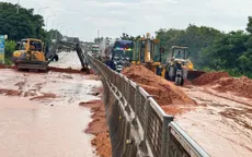 Lâm Đồng khắc phục tình trạng cát tràn xuống Quốc lộ 1A gây cản trở giao thông