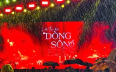 Xúc động và tự hào bản hùng ca “Lời tri ân - Dòng sông Hoa Lửa”