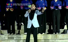 Tùng Dương cất tiếng hát xúc động với 'Còn gì đẹp hơn'