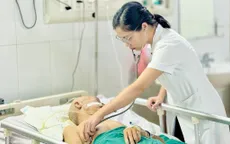 Cứu sống bệnh nhân hôn mê sau ngừng tuần hoàn, sốc tim, nhồi máu cơ tim cấp