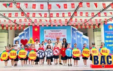 Phổ biến kiến thức, kỹ năng an toàn giao thông đến hơn 11.000 học sinh Hà Nội