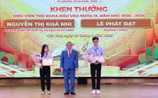 Đại học Nam Cần Thơ trao hàng tỷ đồng học bổng trong lễ Khai giảng