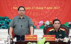 Thủ tướng: Đẩy mạnh nghiên cứu, ứng dụng khoa học, kỹ thuật phát triển công nghiệp quốc phòng