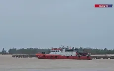 Khẩn cấp ứng cứu các thuyền viên bị chìm tàu trôi dạt trên biển tại Quảng Trị