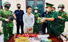 Bắt đối tượng vận chuyển 14 kg ma túy qua biên giới Hà Tĩnh