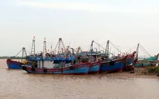 Nghệ An bỏ lệnh cấm tàu thuyền ra khơi trong bão số 11