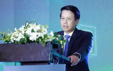 Phó Thống đốc: Không thể để "mua vé tàu hết 15.000 đồng mà phí xử lý giao dịch mất 1.000 đồng"