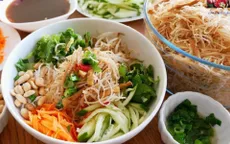 Hoãn tổ chức Ngày hội Sợi gạo Việt 2025 do mưa bão