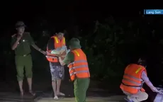 Hơn 1.000 cán bộ, chiến sĩ xuyên đêm cứu dân vùng lũ Lạng Sơn