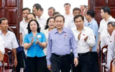Chủ tịch Quốc hội Trần Thanh Mẫn tiếp xúc cử tri trước Kỳ họp thứ 10