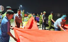 Bắc Ninh: Trắng đêm giữ đê Đại Hà, chặn lũ sông Cầu bảo vệ vùng công nghiệp trọng điểm