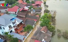 Thôn Bến Cát (Bắc Ninh) ngập sâu, bị cô lập suốt 7 ngày