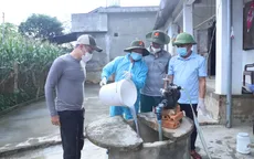 Cao Bằng tổng lực phun khử khuẩn môi trường, ngăn dịch bệnh bùng phát sau bão lũ