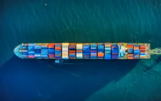 Tàu container đầu tiên qua "con đường tơ lụa Bắc Cực" cập cảng Anh