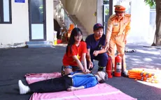 Công an Hà Nội tập huấn kỹ năng cứu người đuối nước cho học sinh