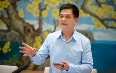 "Bất động sản tăng phi mã, công chức cũng không thể mua được nhà"