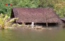 Khó khăn sau lũ chồng lũ ở Cao Bằng, nhiều thôn nước vẫn ngập đến nóc nhà