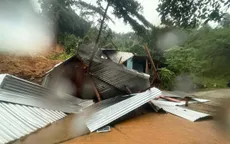 Đà Nẵng: Hai ngôi nhà bị vùi lấp do sập quả đồi ở xã Trà Leng