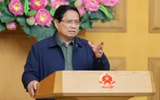 Thủ tướng: Bằng mọi biện pháp phải tiếp tế cho người dân tại những nơi bị cô lập do mưa lũ miền Trung