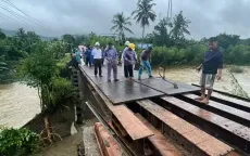 Quảng Ngãi khẩn trương dựng cầu tạm sau sự cố sập cầu Cây Sung