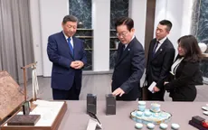 Chủ tịch Trung Quốc Tập Cận Bình trao tặng Tổng thống Hàn Quốc Lee Jae Myung món quà "đặc biệt"