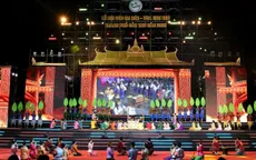 Cần Thơ rộn ràng Lễ hội Óoc Om Bóc – Đua ghe Ngo 2025