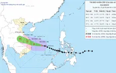 Bão số 13 giật cấp 17, đi vào đất liền miền Trung trong đêm nay