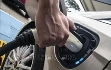 Anh cân nhắc áp thuế đối với xe điện